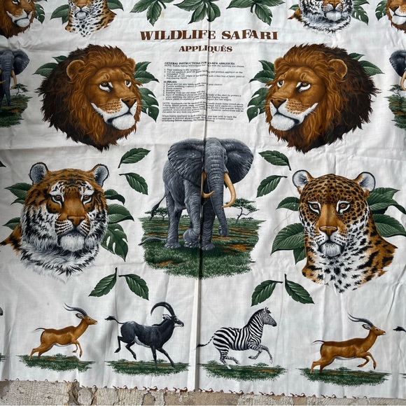 Wildlife Safari Animal Print Fabric vintage - Picture 2 of 5